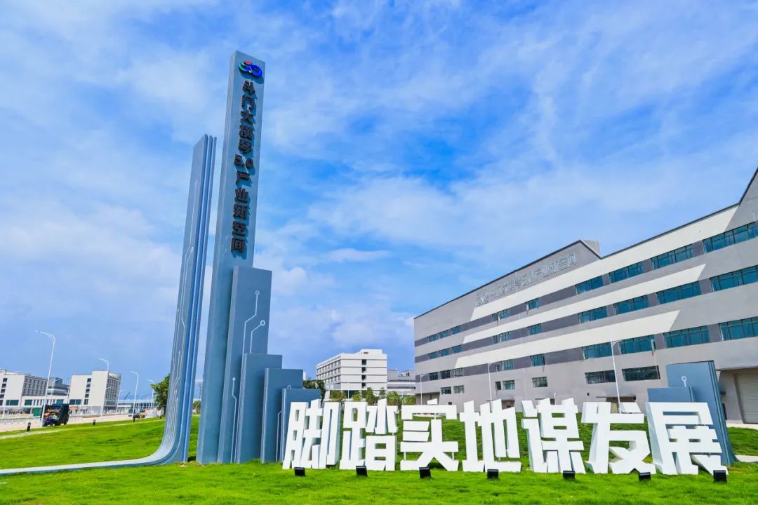 1707186837335361.jpg 2.jpg